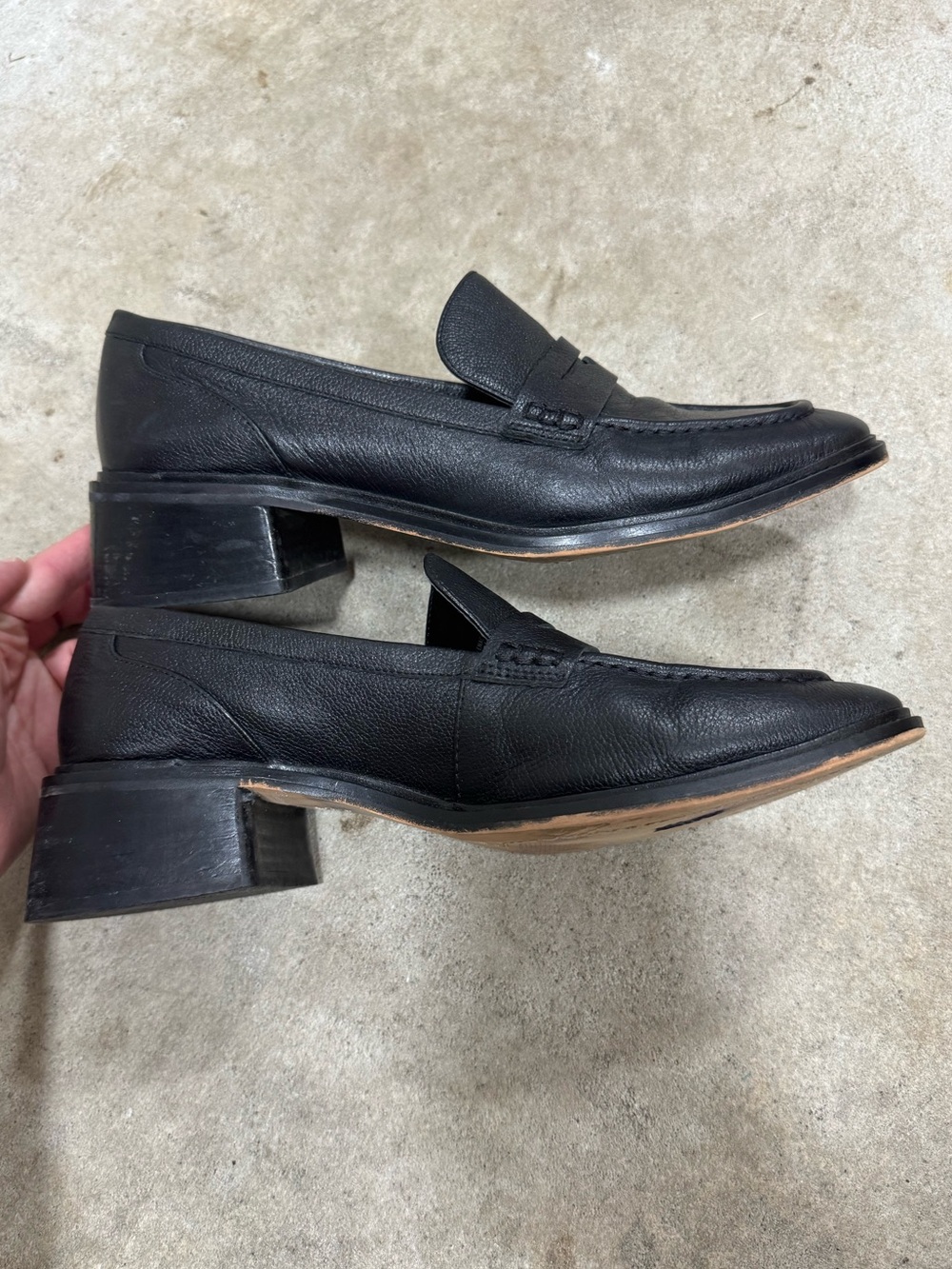 Vince Camuto | Black Leather Block Heel Penny Loafer size 9 women’s - Picture 4 of 10